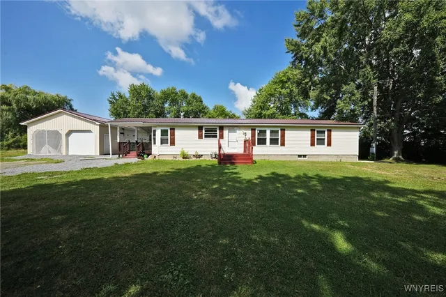 $195,000 | 9395 Fredonia Stockton Road, Pomfret, NY 14063