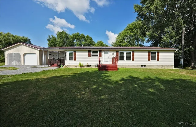 $195,000 | 9395 Fredonia Stockton Road, Pomfret, NY 14063