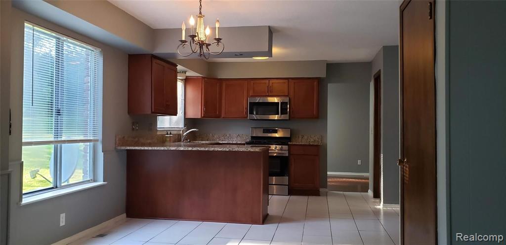 2960 Acorn Road Bloomfield Hills, MI 48302 - Photo 10 of 36