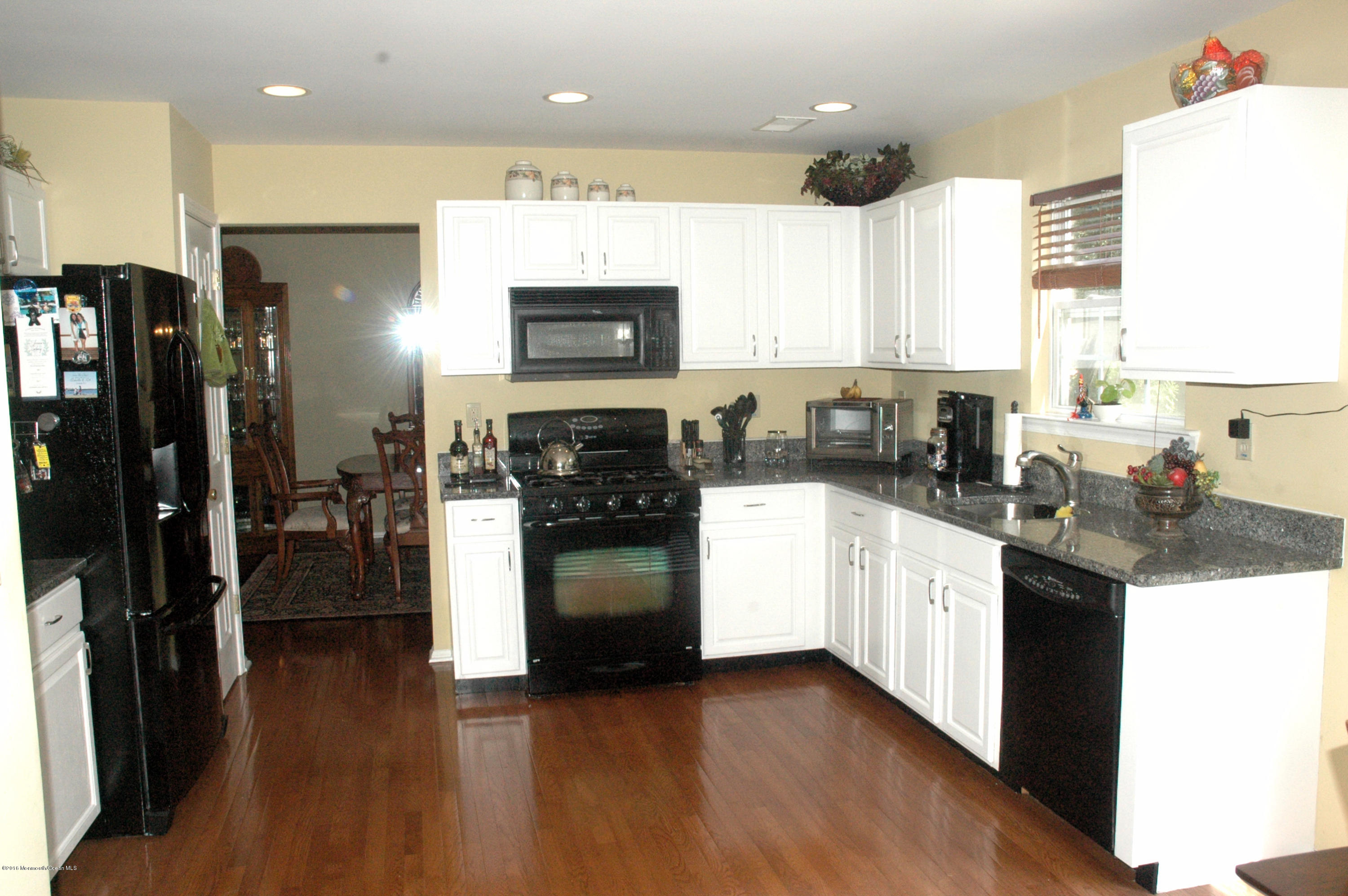 12 Rutgers Drive Howell, NJ 07731 - Photo 13 of 38 DSC_8389