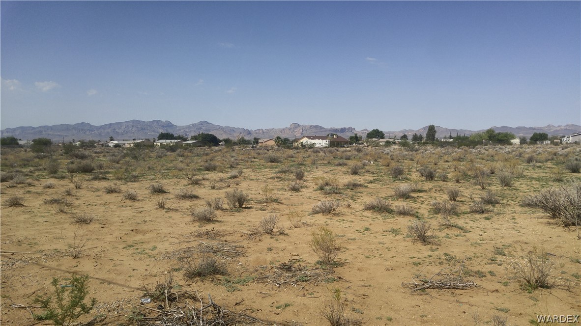 625 South Santa Maria Road Golden Valley, AZ 86413 - Photo 1 of 6 Frontage view to the west