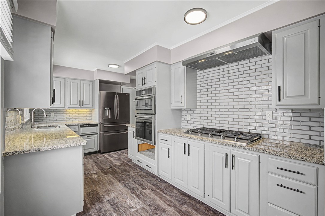 248 Gate House Trail Henrietta, NY 14467 - Photo 15 of 44