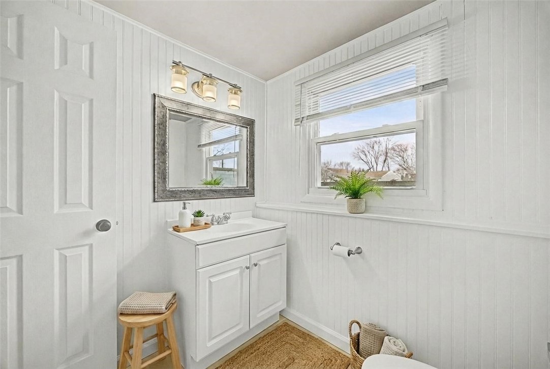 248 Gate House Trail Henrietta, NY 14467 - Photo 19 of 44