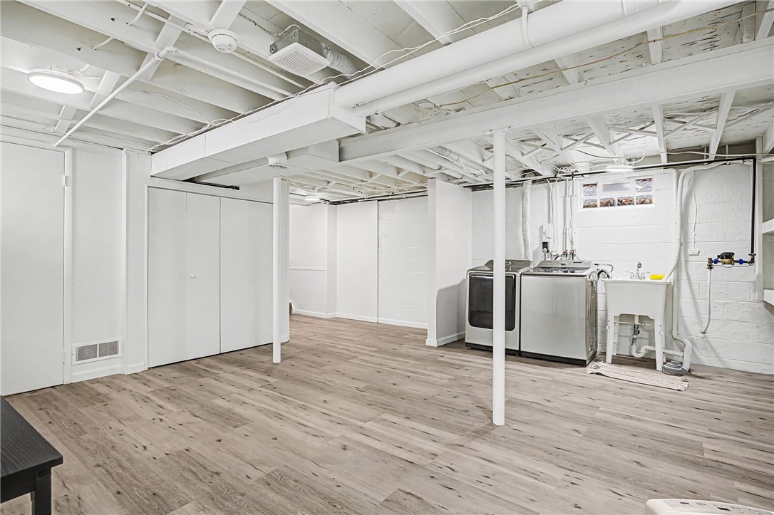 248 Gate House Trail Henrietta, NY 14467 - Photo 35 of 44