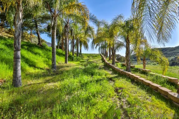 $579,999 | 44945 Palladian Court, Unit 15, Temecula, CA 92590