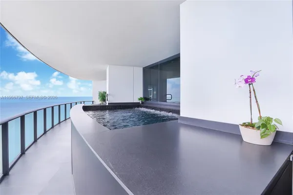 $28,000 | 18555 Collins Avenue, Unit 1605, Sunny Isles Beach, FL 33160