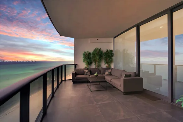 $28,000 | 18555 Collins Avenue, Unit 1605, Sunny Isles Beach, FL 33160