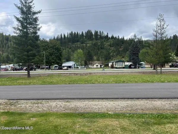 $80,000 | 1600 West Yellowstone Avenue, Unit 31, Osburn, ID 83849