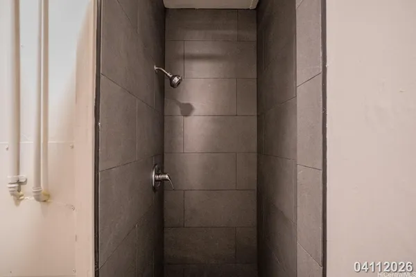 $2,200 | 1719 Nuuanu Avenue, Unit 4F, Honolulu, HI 96817