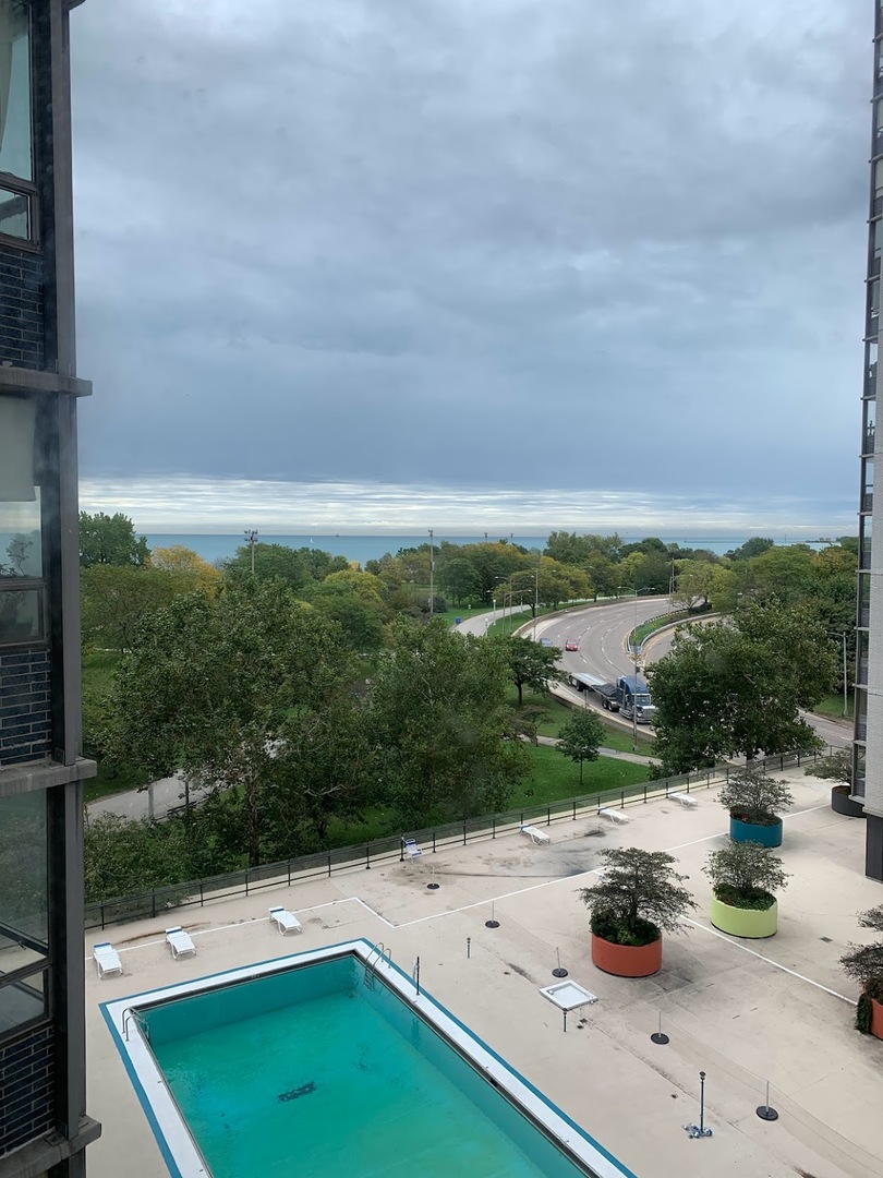 5701 North Sheridan Road, Unit 7E Chicago, IL 60660 - Photo 6 of 12