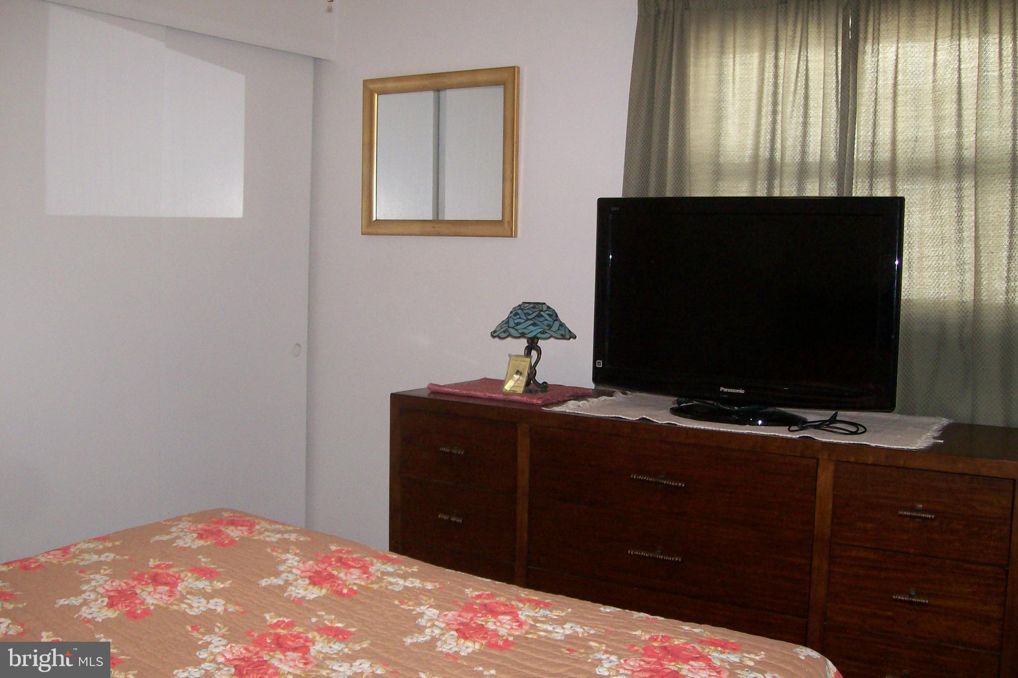 9035 Eastview Road Philadelphia, PA 19152 - Photo 19 of 32 3rd Bedroom