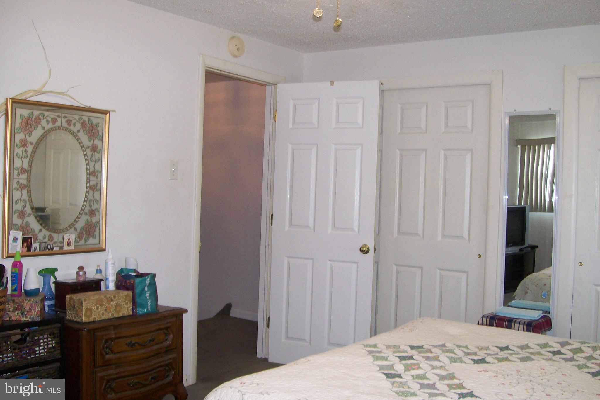 9035 Eastview Road Philadelphia, PA 19152 - Photo 22 of 32 2nd Bedroom