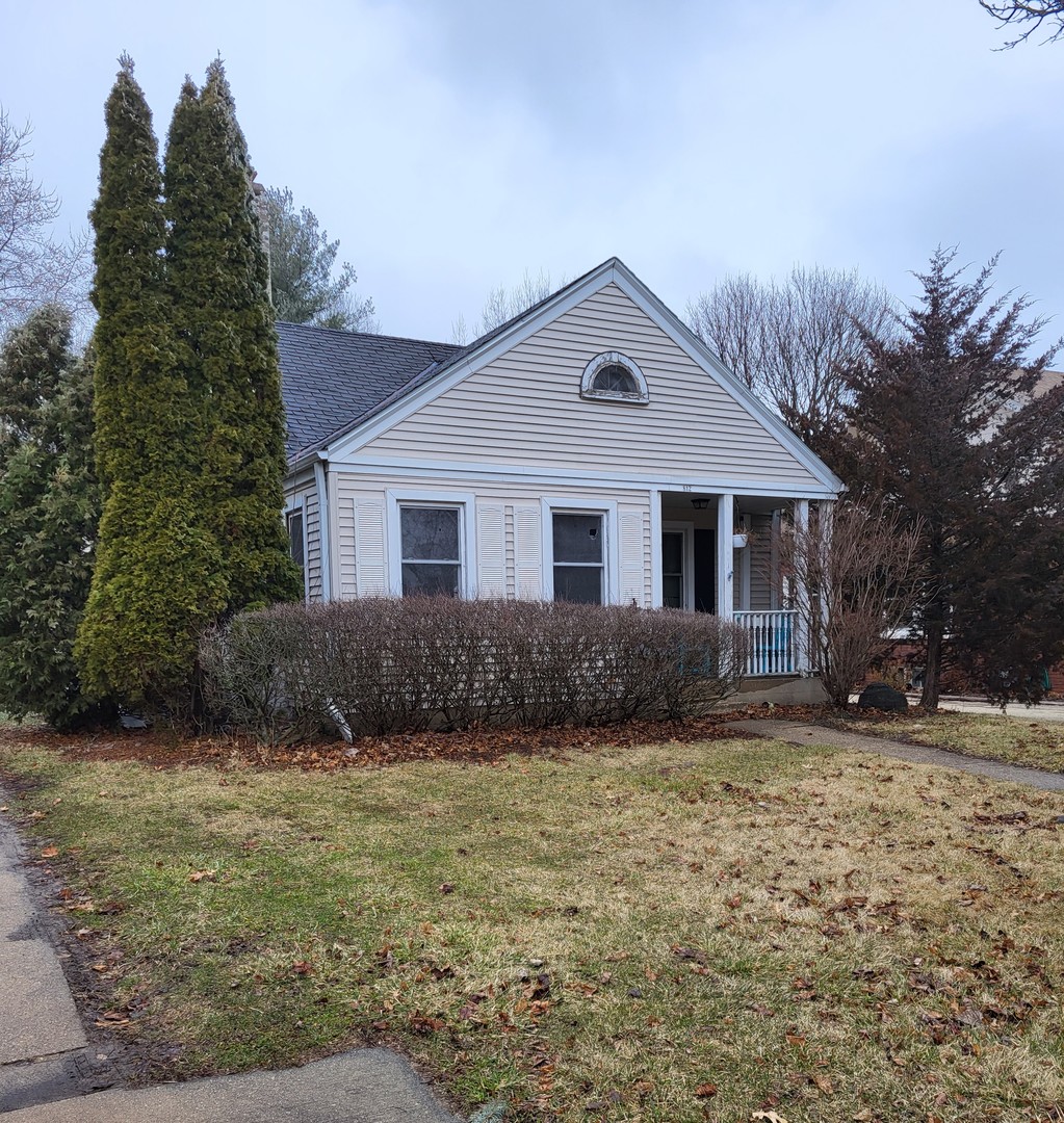 812 North 7th Street Rochelle, IL 61068 - Photo 1 of 1 a front view of a house with a yard