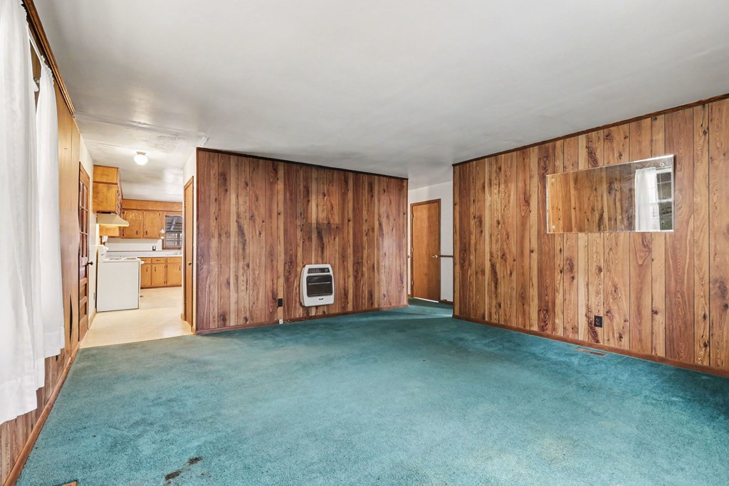 595 Wildlife Trail Morganton, GA 30560 - Photo 6 of 34 a view of an empty room with a window