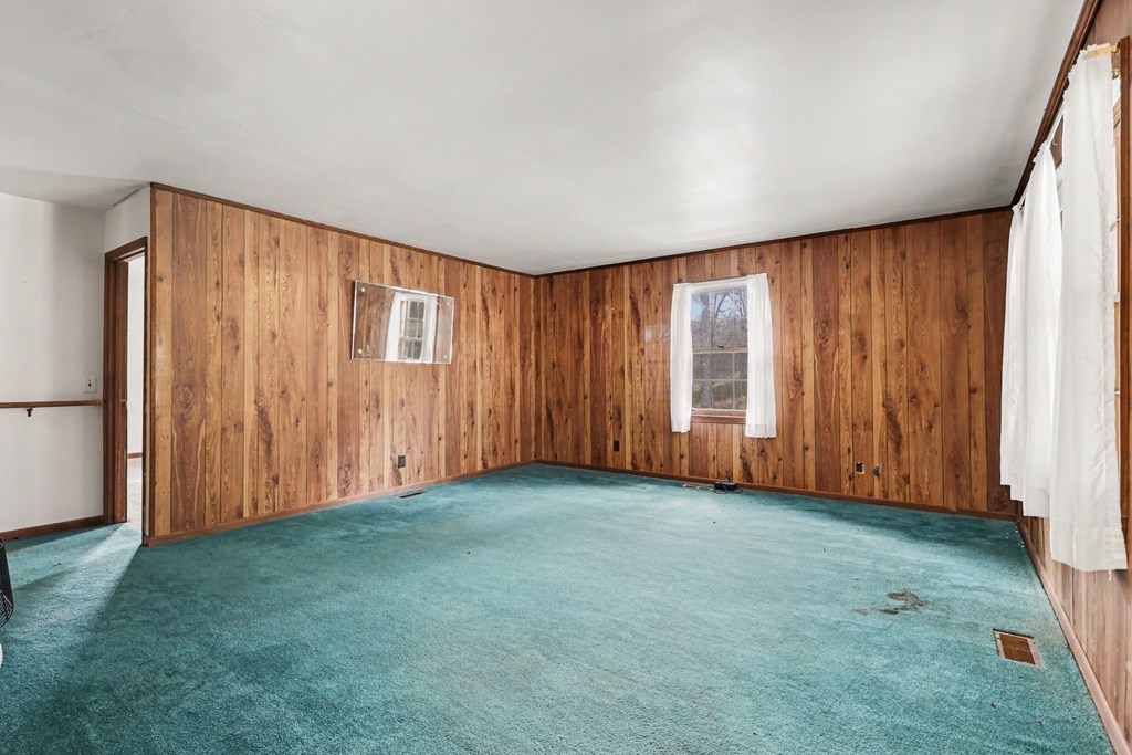 595 Wildlife Trail Morganton, GA 30560 - Photo 7 of 34 wooden floor in an empty room