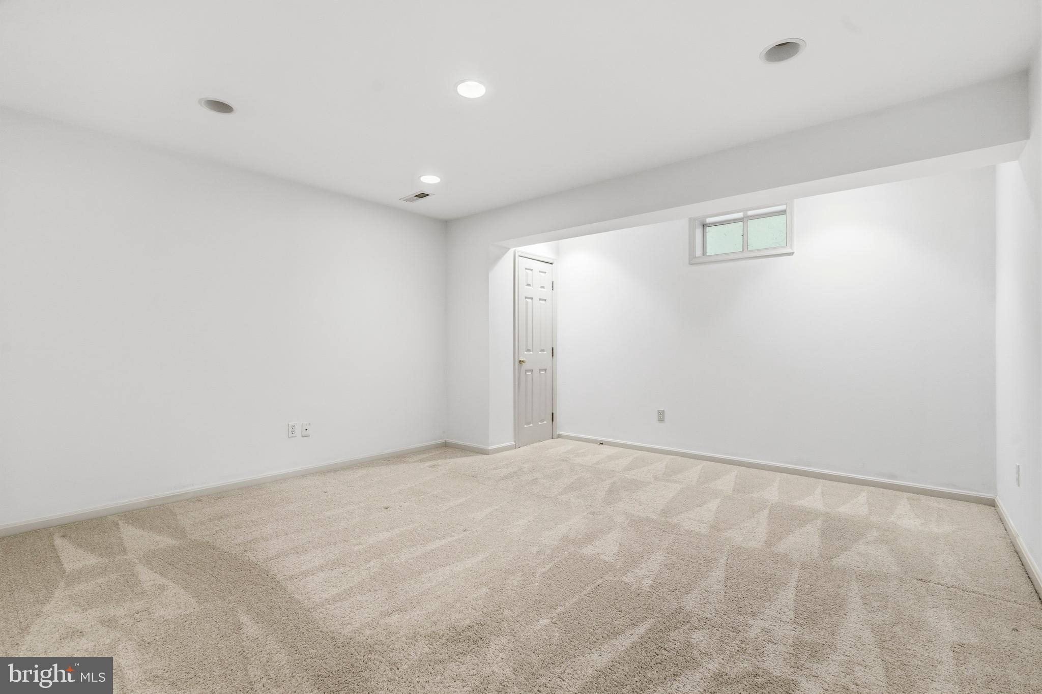 22409 Brook Point Way Clarksburg, MD 20871 - Photo 60 of 76