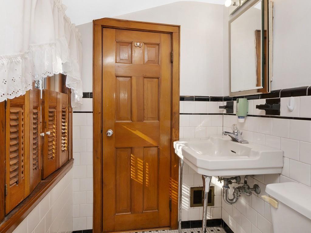 144 Main Street Waltham, MA 02453 - Photo 24 of 42