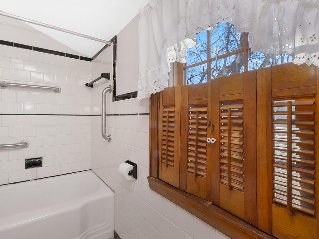 144 Main Street Waltham, MA 02453 - Photo 25 of 42