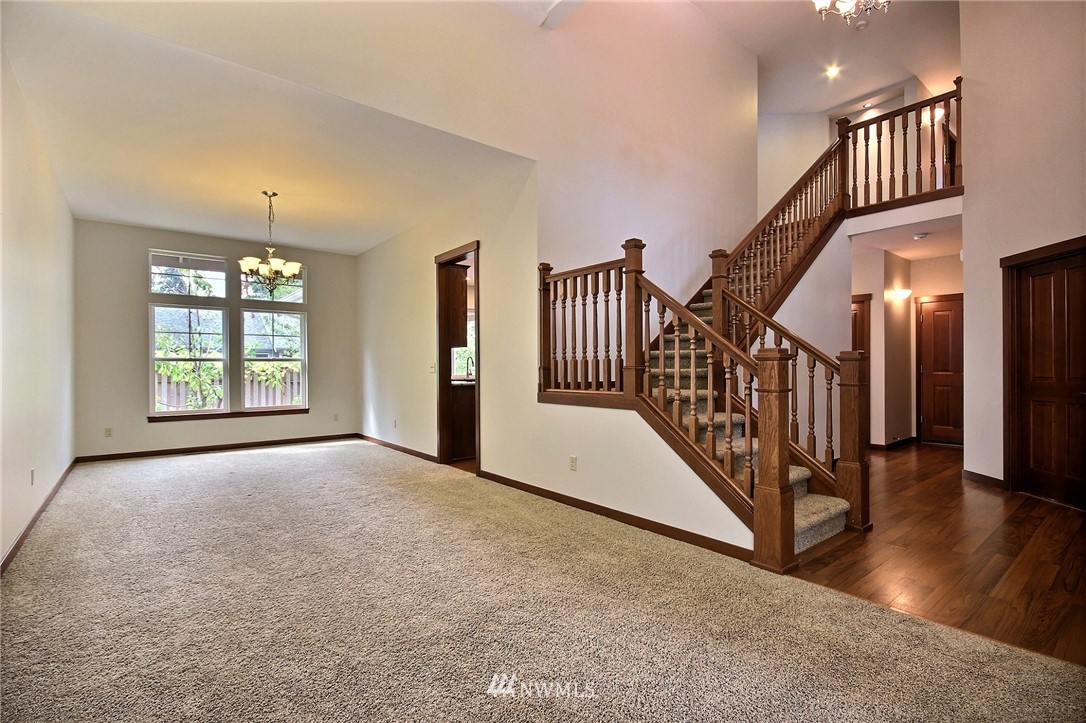 16225 Simonds Road Northeast Kenmore, WA 98028 - Photo 3 of 25