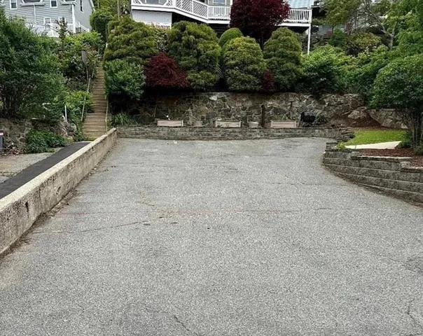 $3,200 | 23 Ingalls Terrace, Unit 1, Swampscott, MA 01907