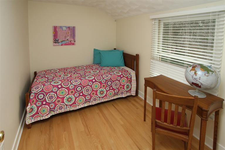 1621 Dover Road Kalamazoo, MI 49008 - Photo 12 of 18 Additional Photo