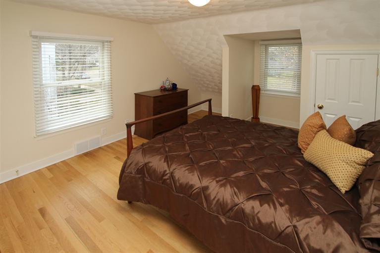1621 Dover Road Kalamazoo, MI 49008 - Photo 13 of 18 Additional Photo