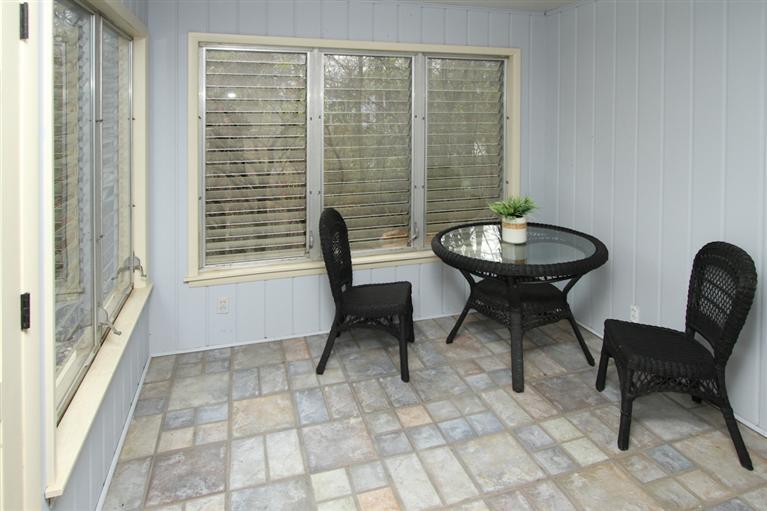 1621 Dover Road Kalamazoo, MI 49008 - Photo 15 of 18 Additional Photo