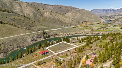 $1,595,000 | 12075 South Hoback Junction South Road, Jackson, WY 83001