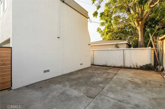 $889,900 | 3402 Baltic Avenue, Long Beach, CA 90810