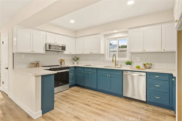 $889,900 | 3402 Baltic Avenue, Long Beach, CA 90810