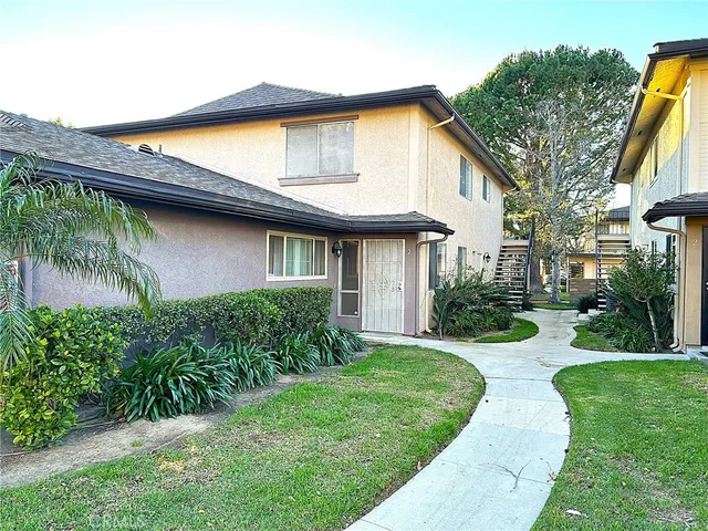 $2,300 | 2053 North Avenida Refugio, Unit 2, Simi Valley, CA 93063