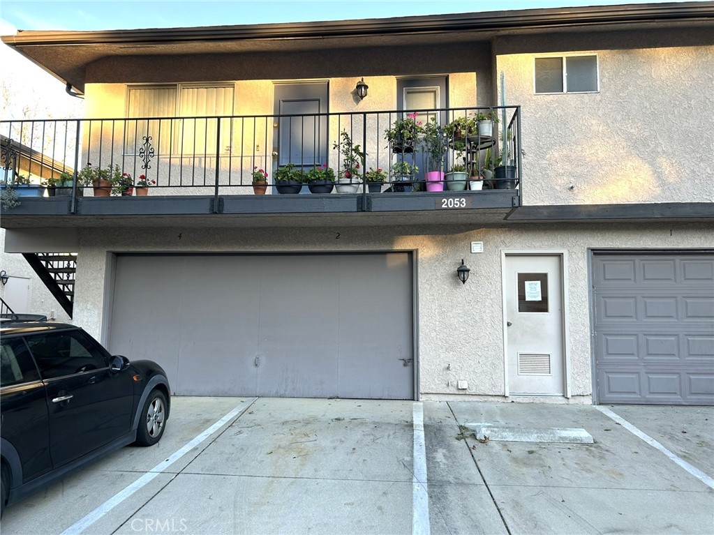 2053 North Avenida Refugio, Unit 2 Simi Valley, CA 93063 - Photo 20 of 26 Garage 1 Parking Space Inside/1 Outside