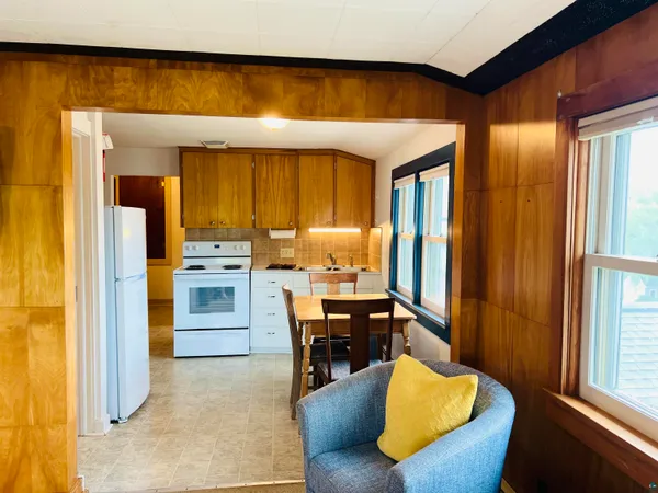 $1,395,000 | 17 South 1st Street, Bayfield, WI 54814