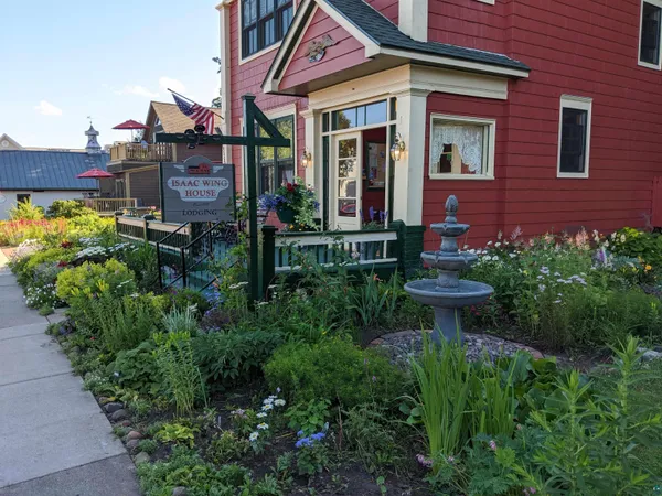 $1,395,000 | 17 South 1st Street, Bayfield, WI 54814