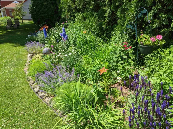 $1,395,000 | 17 South 1st Street, Bayfield, WI 54814