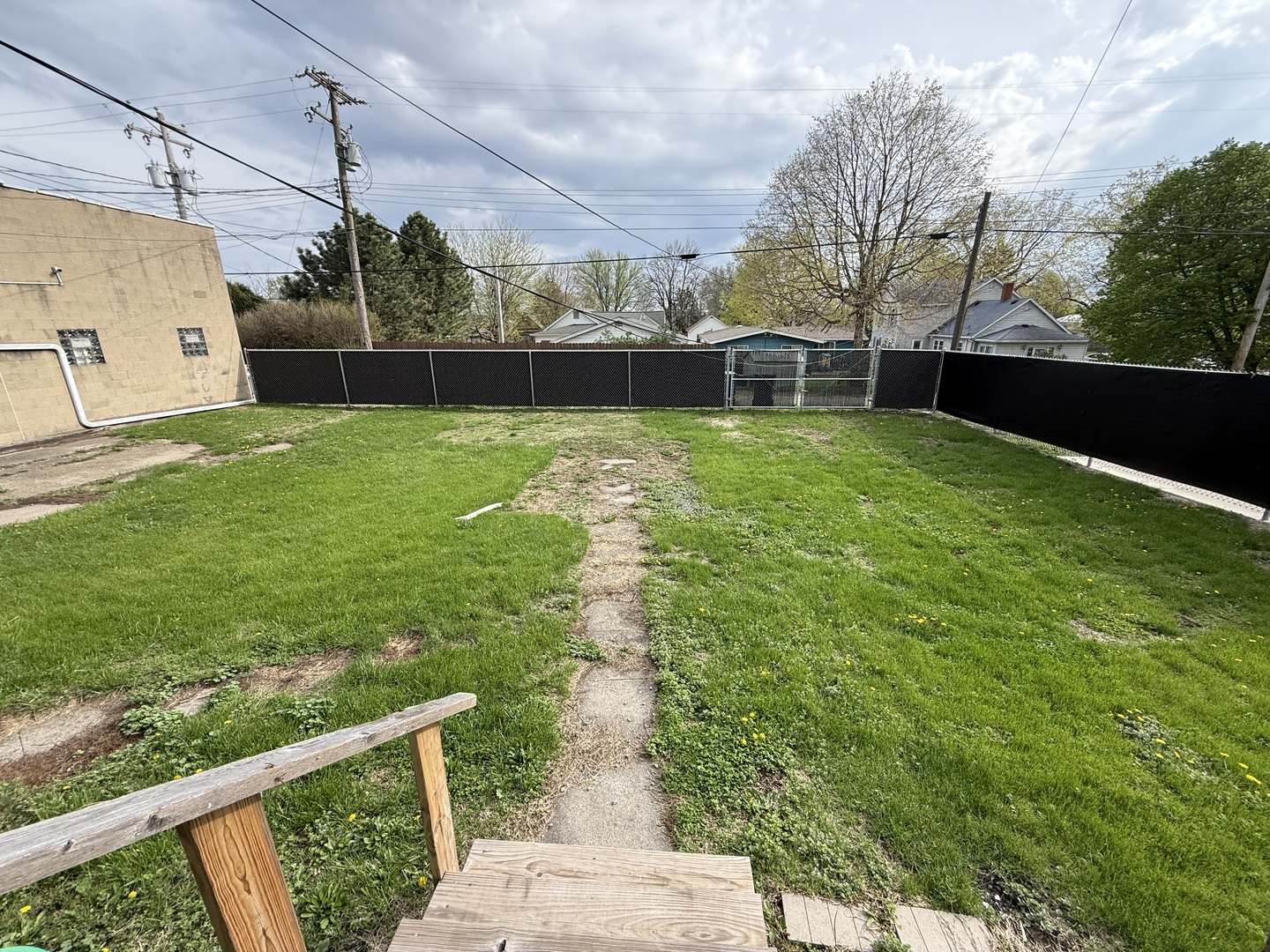 123 West St Paul Street Spring Valley, IL 61362 - Photo 5 of 28 a view of a backyard