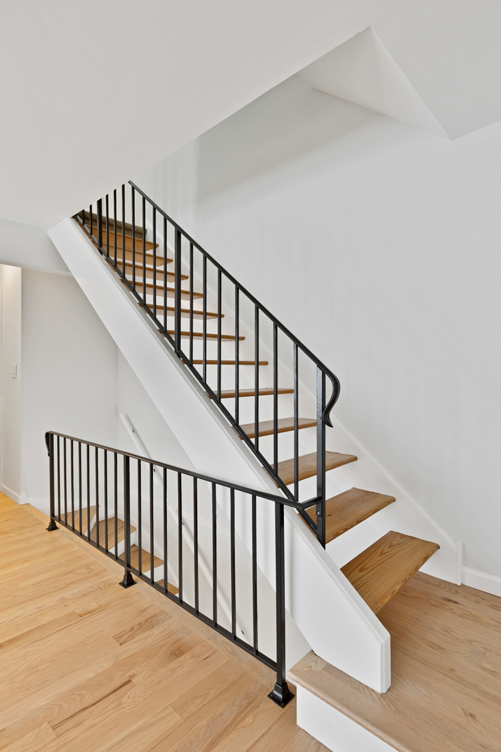 406 Inverrary Lane Deerfield, IL 60015 - Photo 13 of 29 a view of entryway