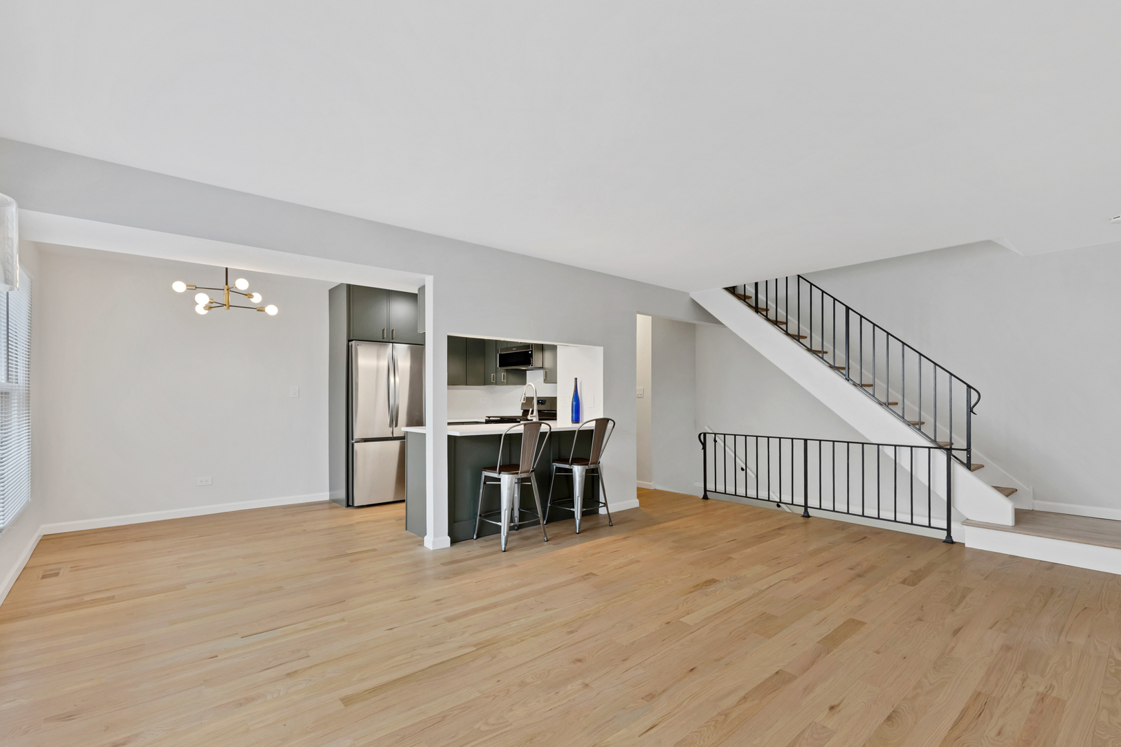 406 Inverrary Lane Deerfield, IL 60015 - Photo 2 of 29 a view of kitchen and dining room