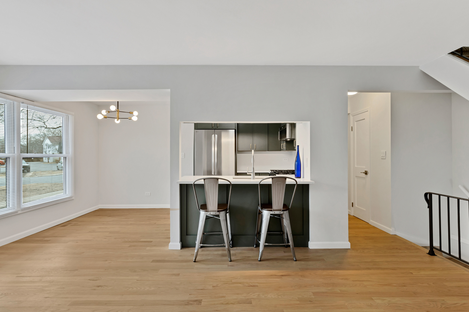 406 Inverrary Lane Deerfield, IL 60015 - Photo 4 of 29 a dining room with furniture and wooden floor