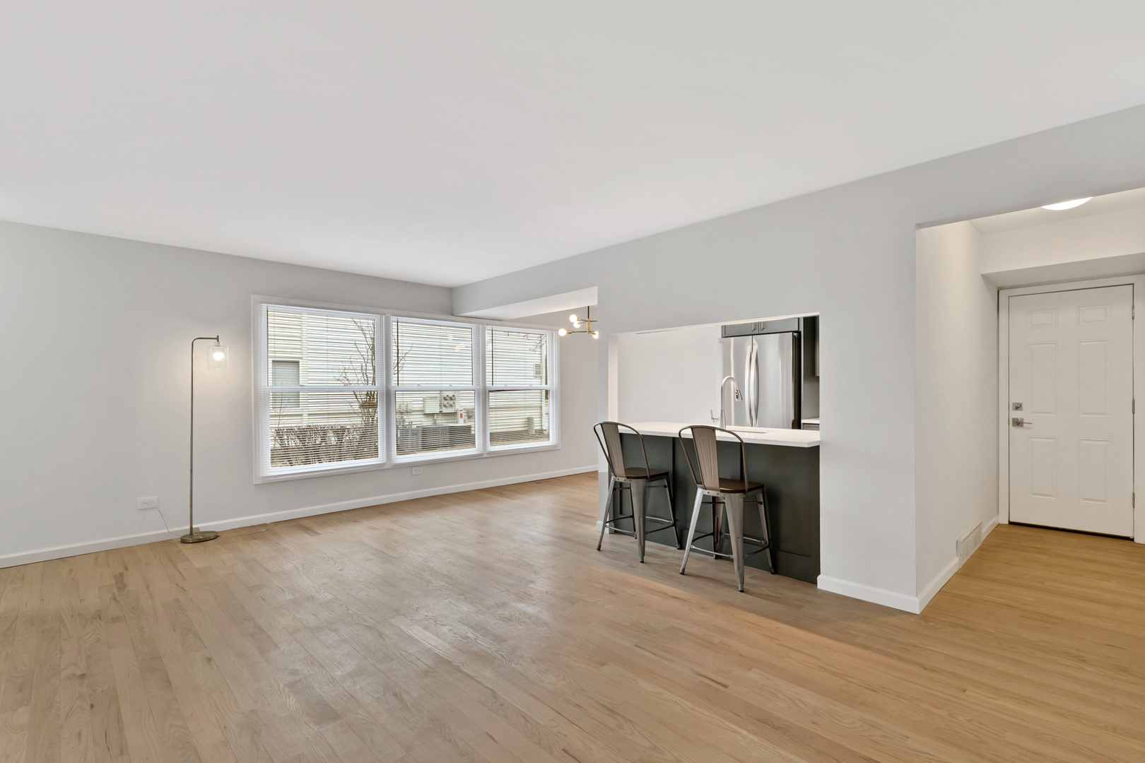 406 Inverrary Lane Deerfield, IL 60015 - Photo 9 of 29 a view of a livingroom with furniture and wooden floor