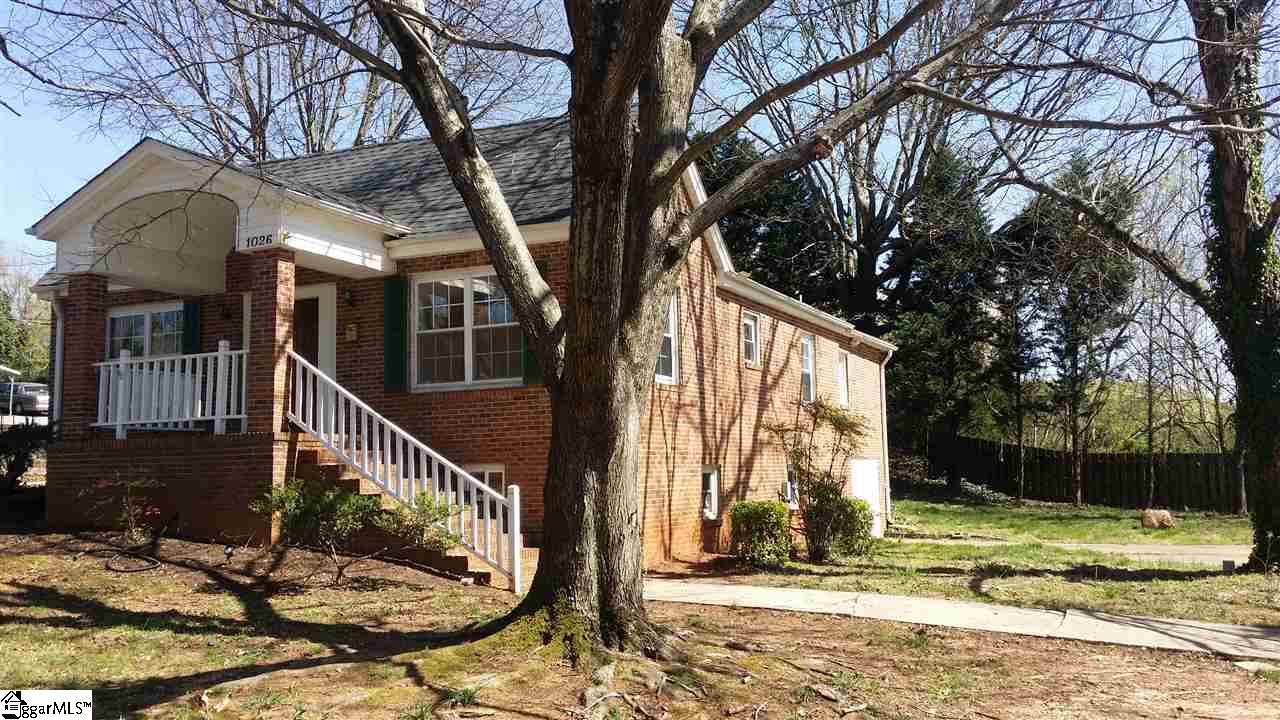 1026 East Perry Road Greenville, SC 29609 - Photo 1 of 13 Gallery Image 1