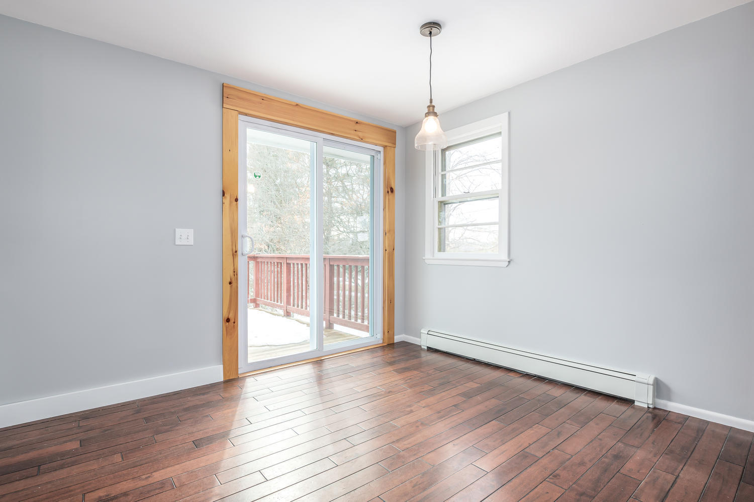77 Middle Road Cumberland, ME 04021 - Photo 8 of 37 77 Middle Rd Cumberland ME-large-009-005