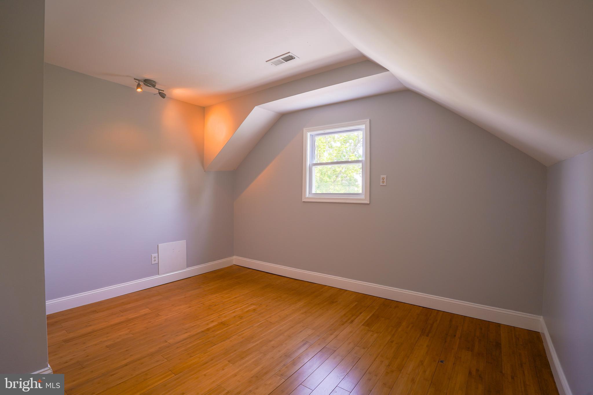 2621 Old Welsh Road Willow Grove, PA 19090 - Photo 21 of 35