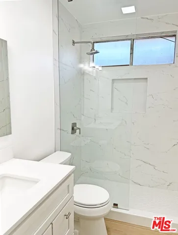 $2,095 | 11915 Jefferson Boulevard, Unit 6, Culver City, CA 90230