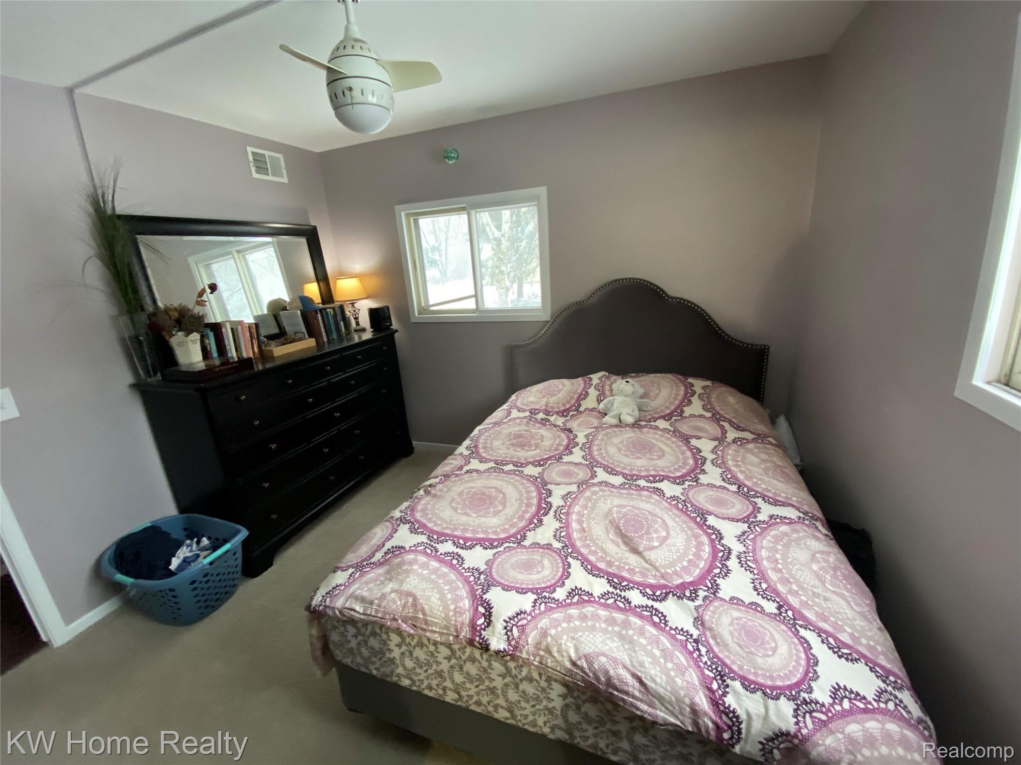 25422 Farmbrook Road Southfield, MI 48034 - Photo 11 of 29 MASTER BEDROOM