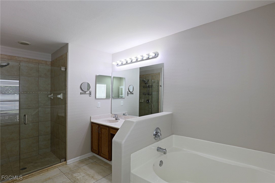 2452 Nature Pointe Loop Fort Myers, FL 33905 - Photo 39 of 49