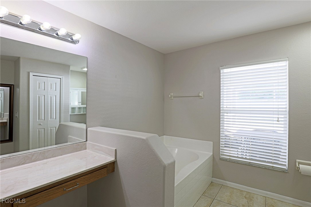 2452 Nature Pointe Loop Fort Myers, FL 33905 - Photo 41 of 49