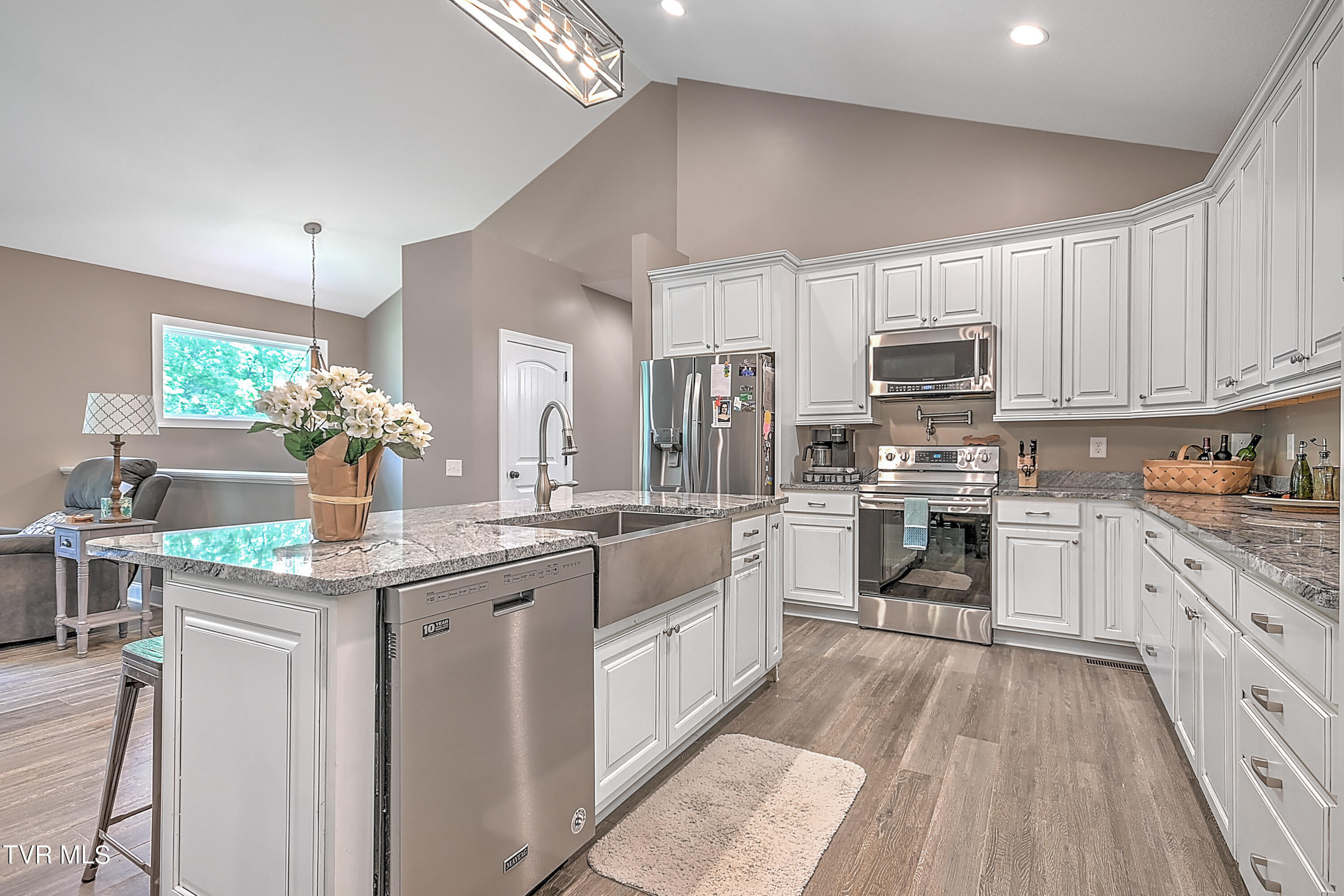5101 Blarney Road Kingsport, TN 37664 - Photo 7 of 49 5101 Blarney CA-8