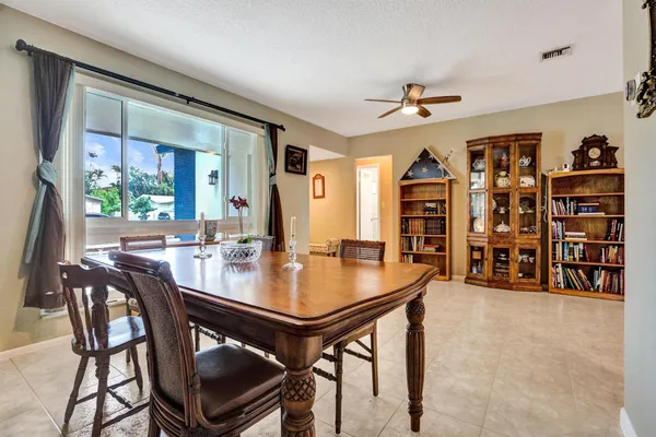 $650,000 | 5211 Southwest 91st Terrace, Cooper City, FL 33328