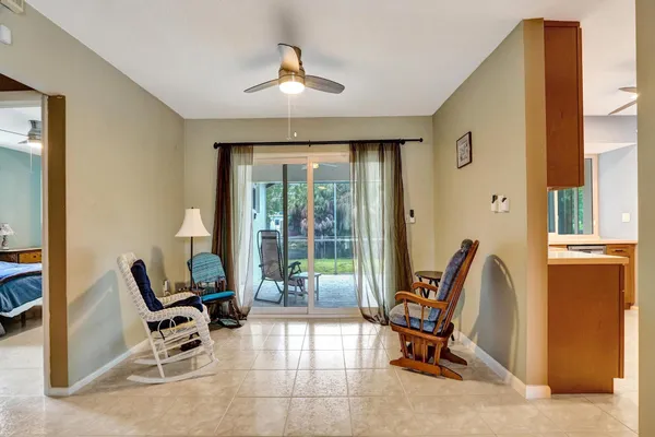 $650,000 | 5211 Southwest 91st Terrace, Cooper City, FL 33328
